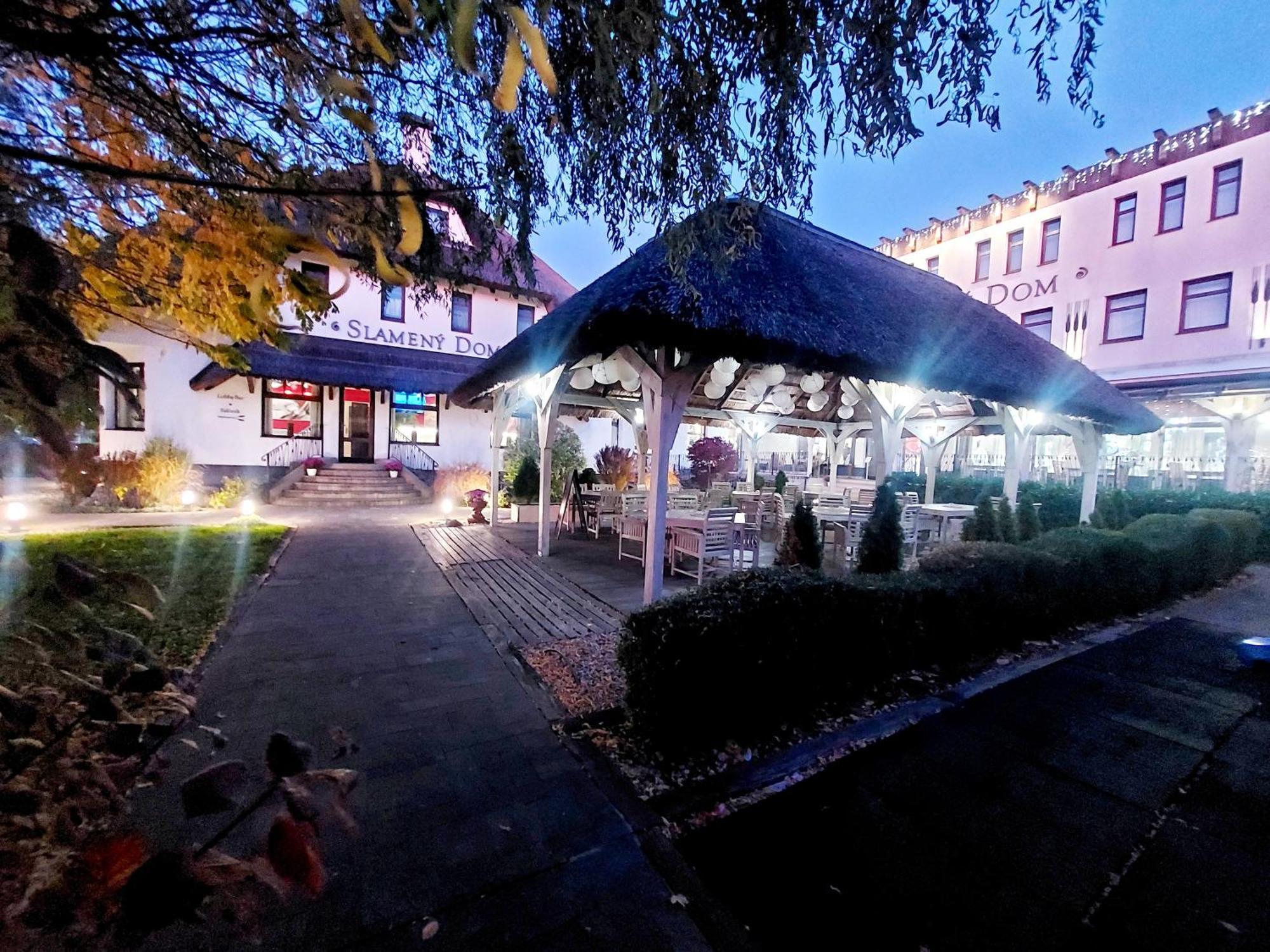 Hotel Slameny Dom & Spa Malá Ida Eksteriør billede
