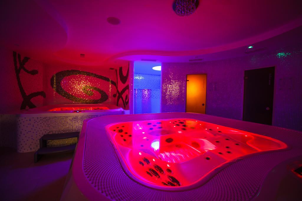 Hotel Slameny Dom & Spa Malá Ida Eksteriør billede